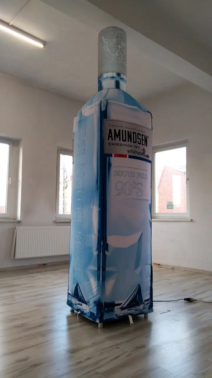 Ilmatäytteinen erikoismainos ja tuotejäljennös (Custom-muodot)